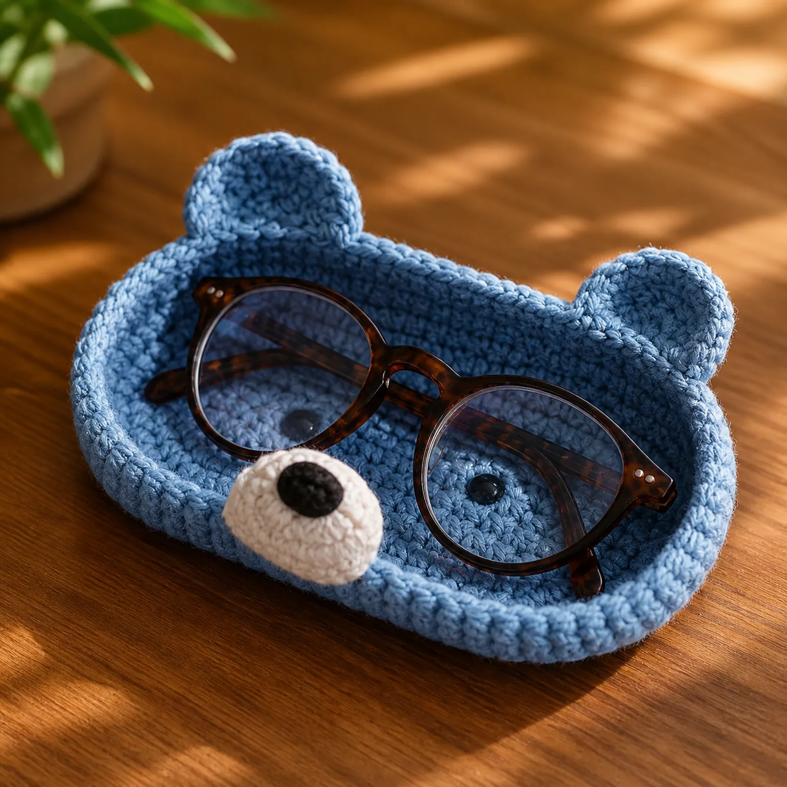 Bear Glasses Case Crochet Pattern 2